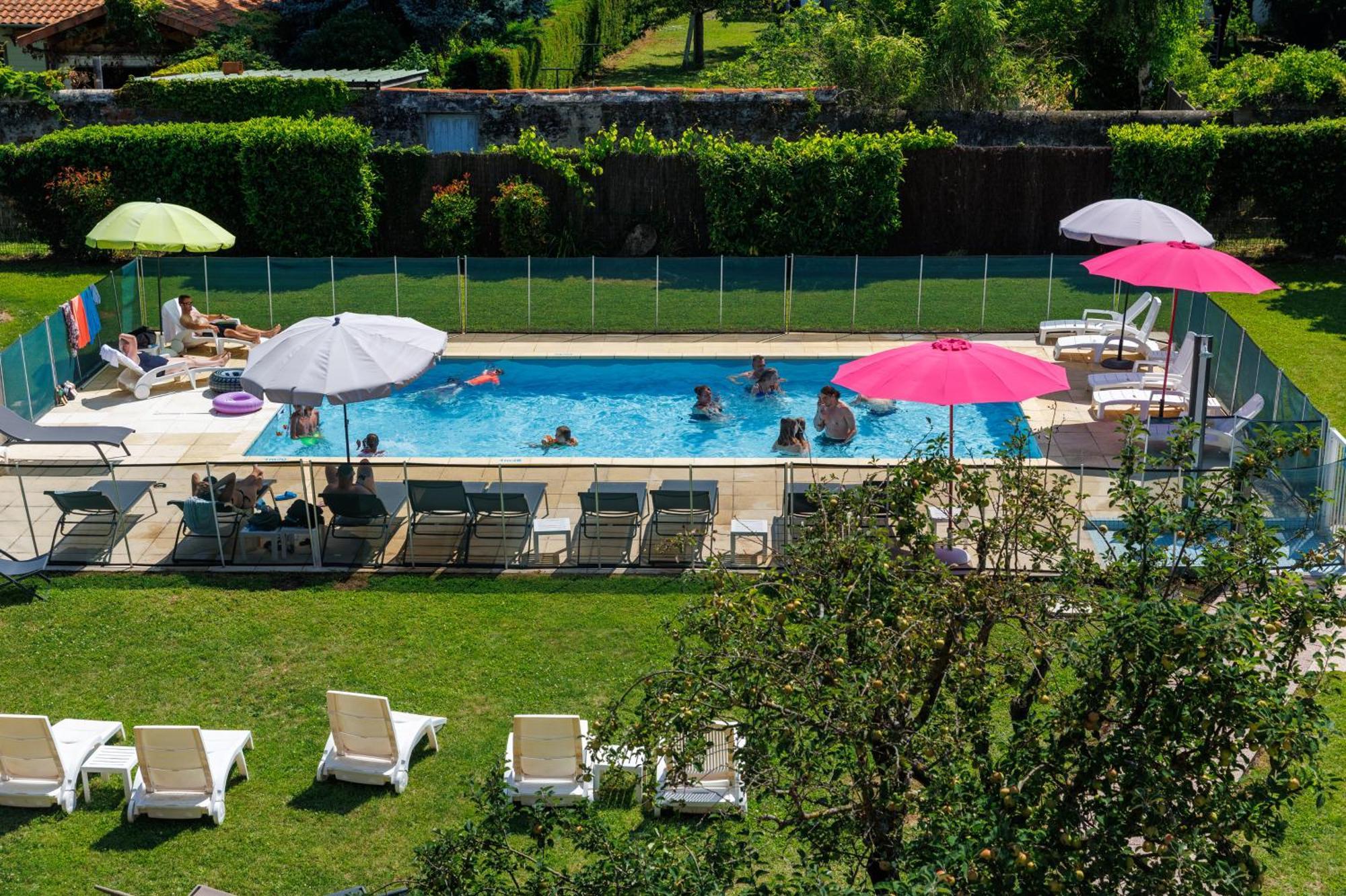 The Originals Boutique, Hotel Le Pariou, איסוואר מראה חיצוני תמונה